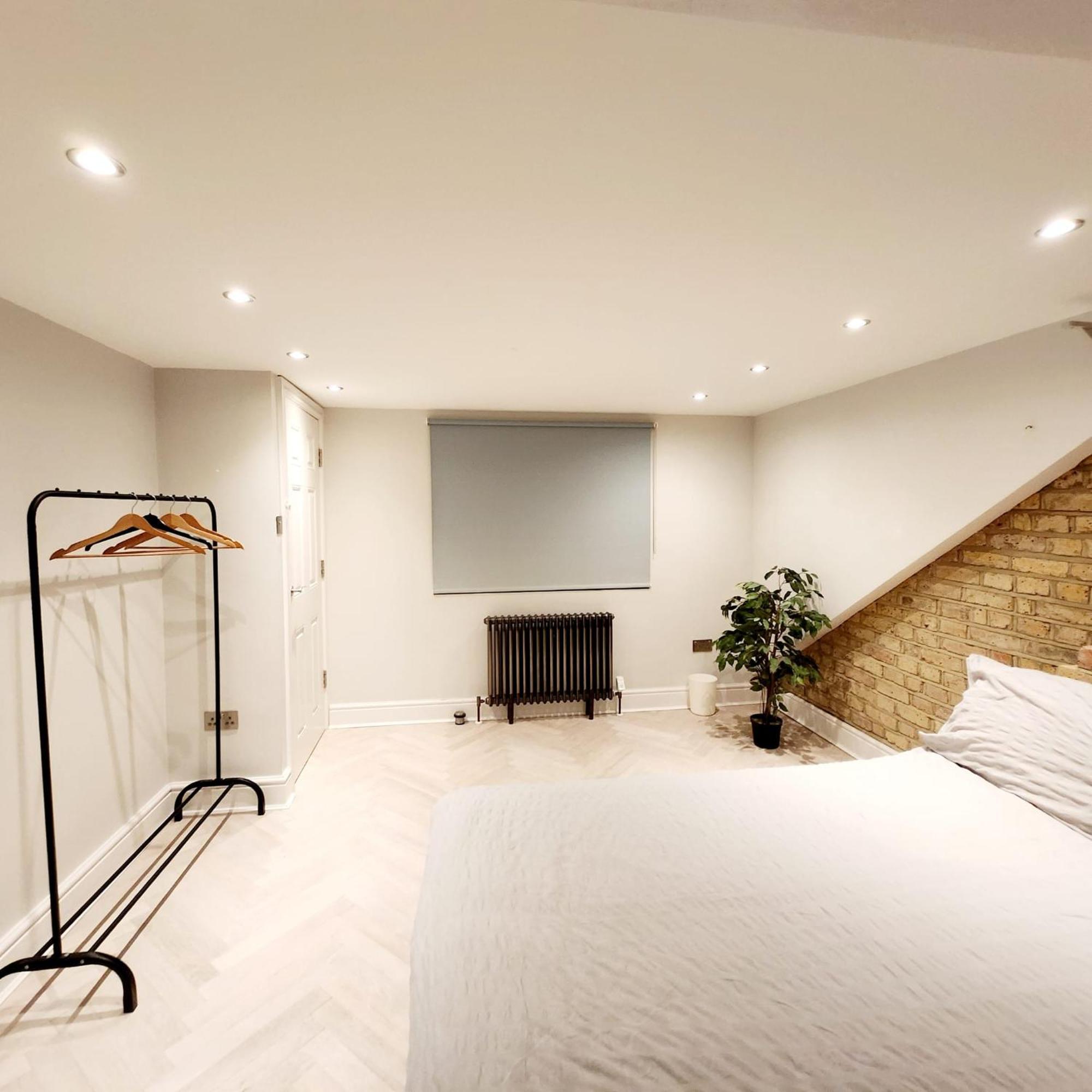 Contemporary 3 Bed House With Spacious Garden Close To Stratford & Canary Wharf Лондон Номер фото