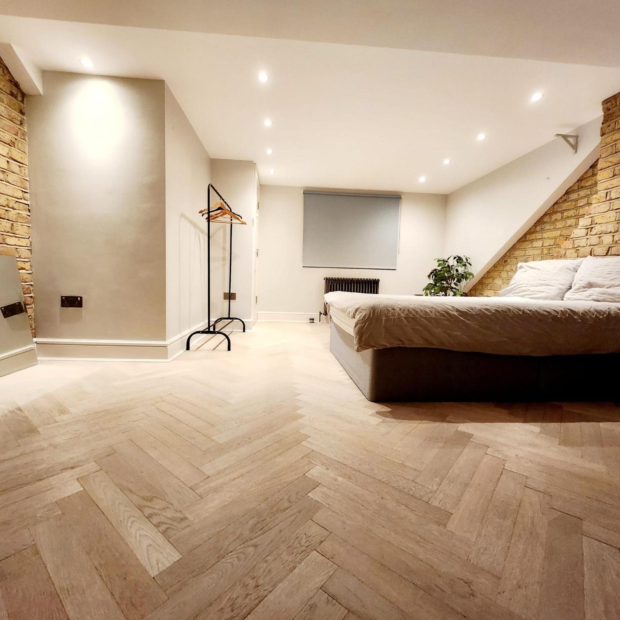Contemporary 3 Bed House With Spacious Garden Close To Stratford & Canary Wharf Лондон Номер фото